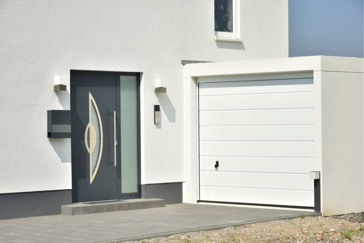 Open Control Installation Porte Automatique Cannes PORTE BASCULANTE COLLECTIVE 2