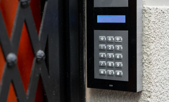Open Control Installation Porte Automatique Cannes Solutions De Securite Innovantes
